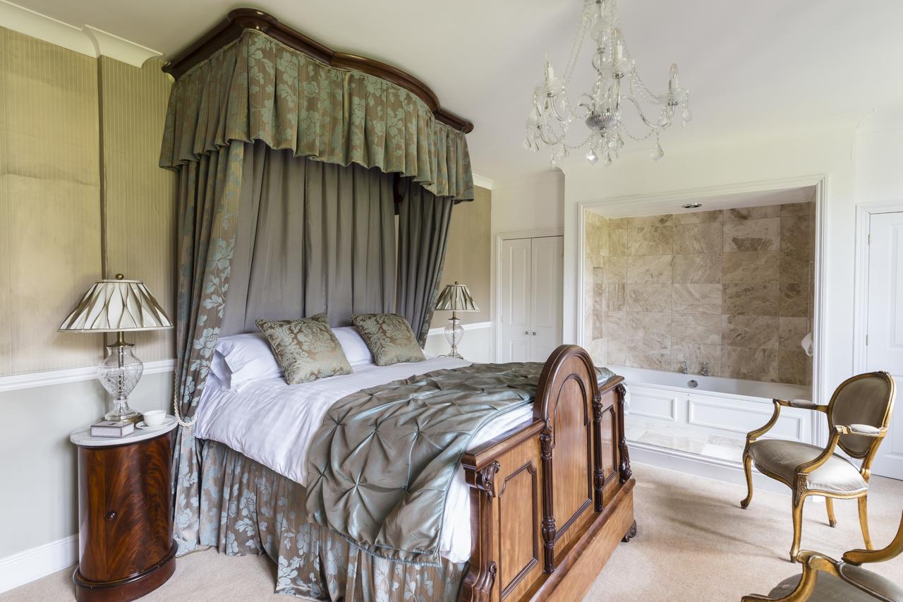 The Lake Country House Hotel & Spa Llangammarch Wells Bagian luar foto