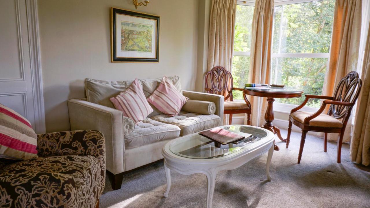 The Lake Country House Hotel & Spa Llangammarch Wells Bagian luar foto